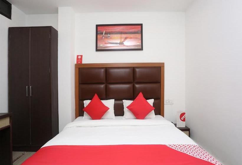 هتل Capital O 19743 Taj Green