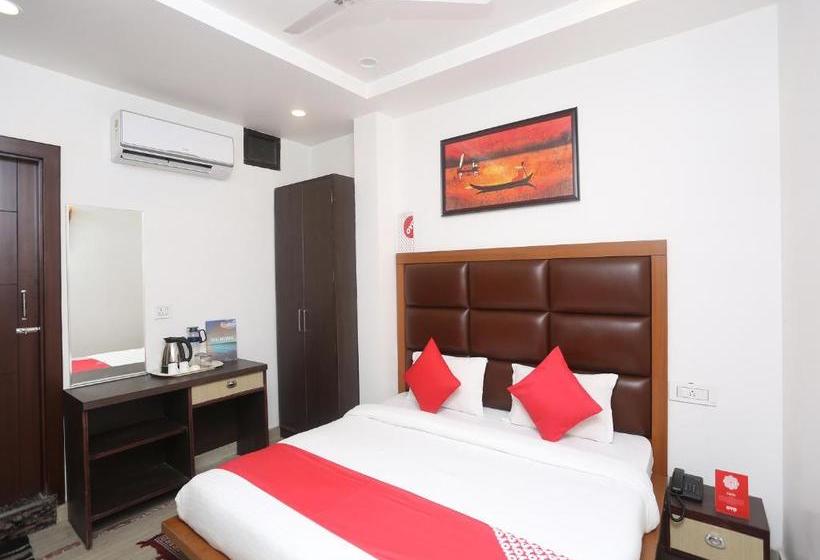 هتل Capital O 19743 Taj Green