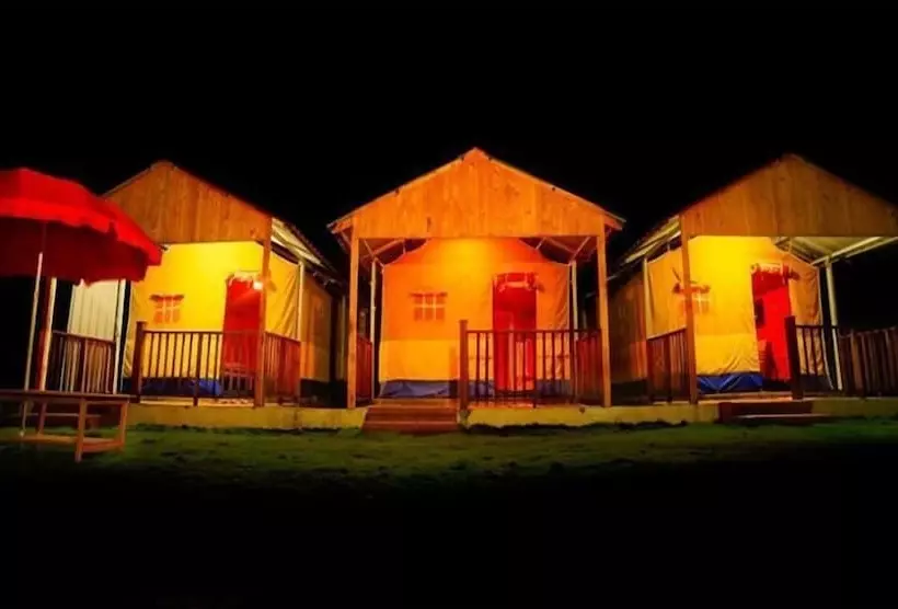 Hotelli Peacock's Crest Resort