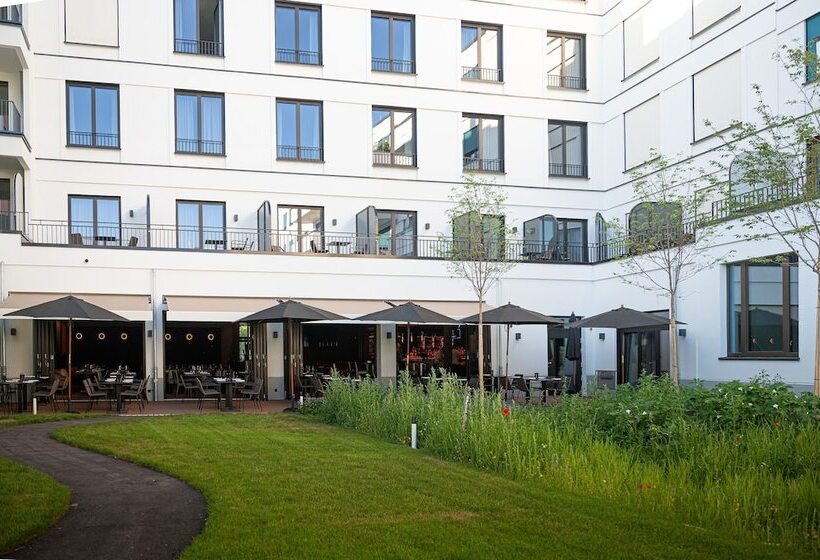 Qube Hotel Bahnstadt