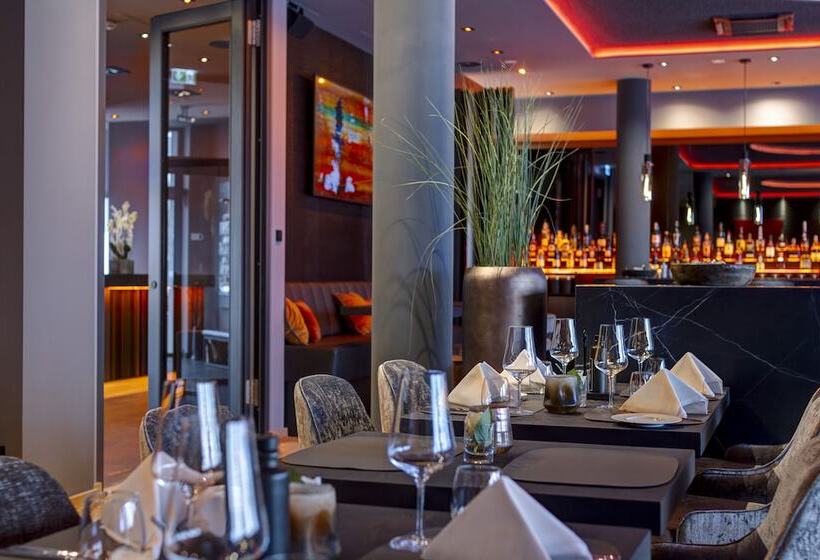 Qube Hotel Bahnstadt