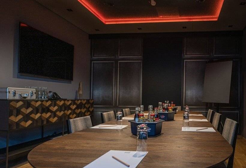 Qube Hotel Bahnstadt