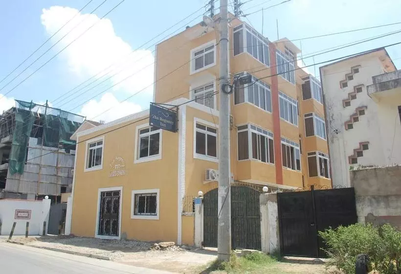 هتل Regency Inn Tudor