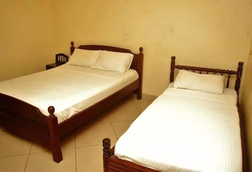 هتل Regency Inn Tudor