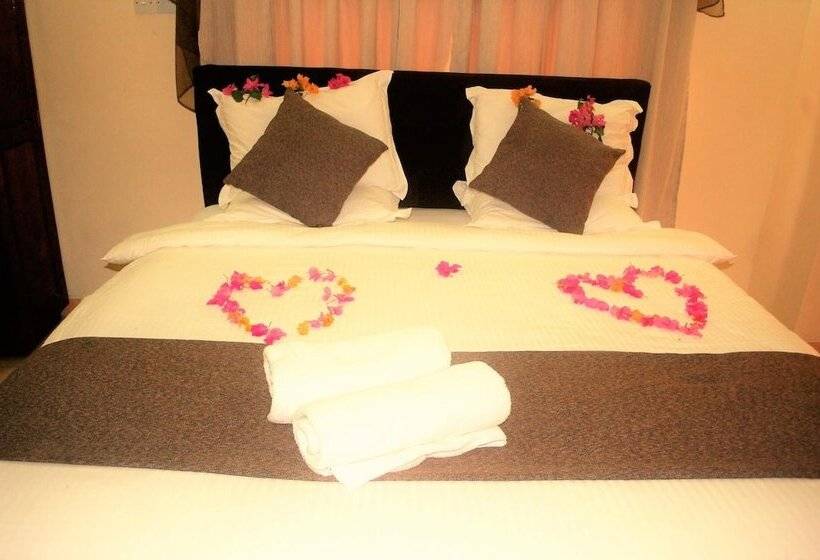 هتل Regency Inn Tudor