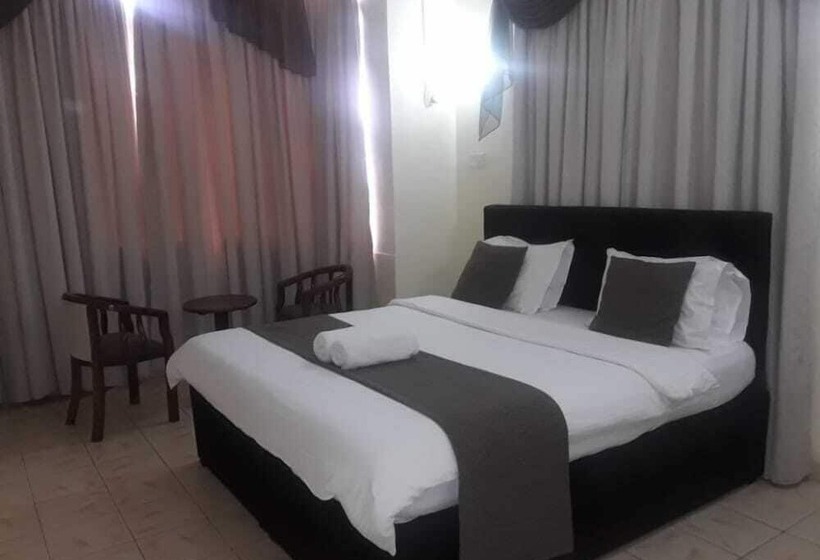 هتل Regency Inn Tudor