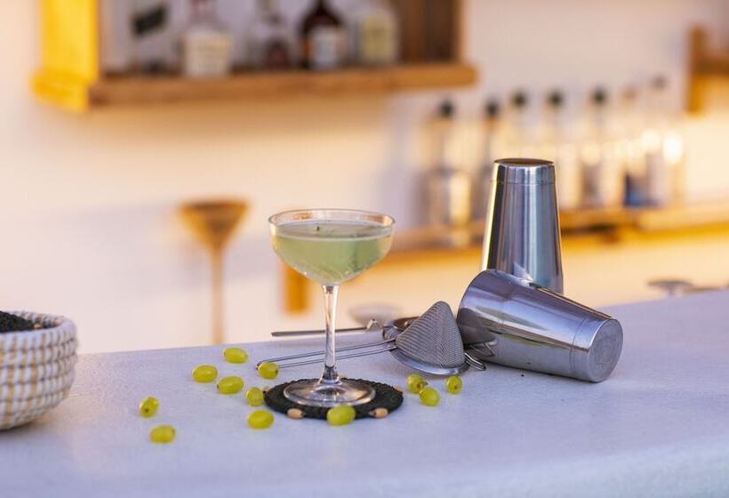 Отель Sandaya Luxury Suites