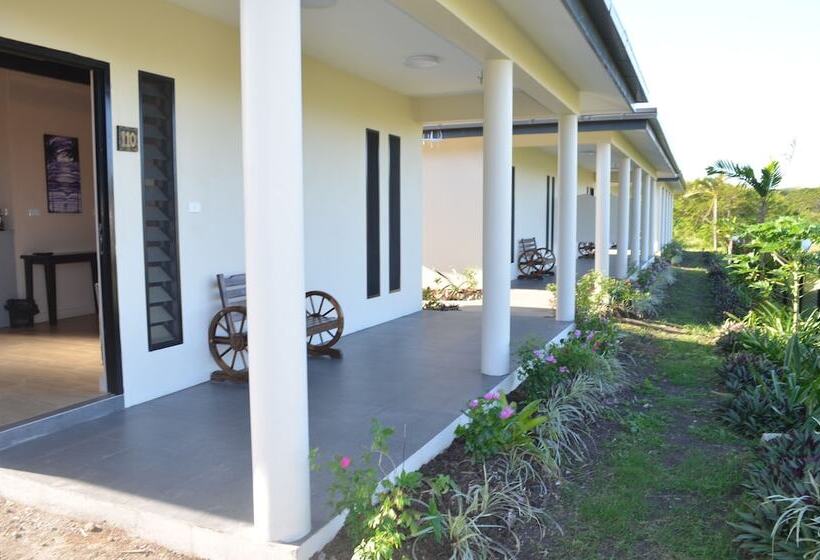 בית מלון כפרי Seatiki Resort Fiji On Coast