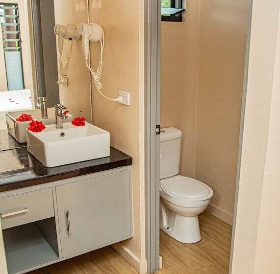 בית מלון כפרי Seatiki Resort Fiji On Coast