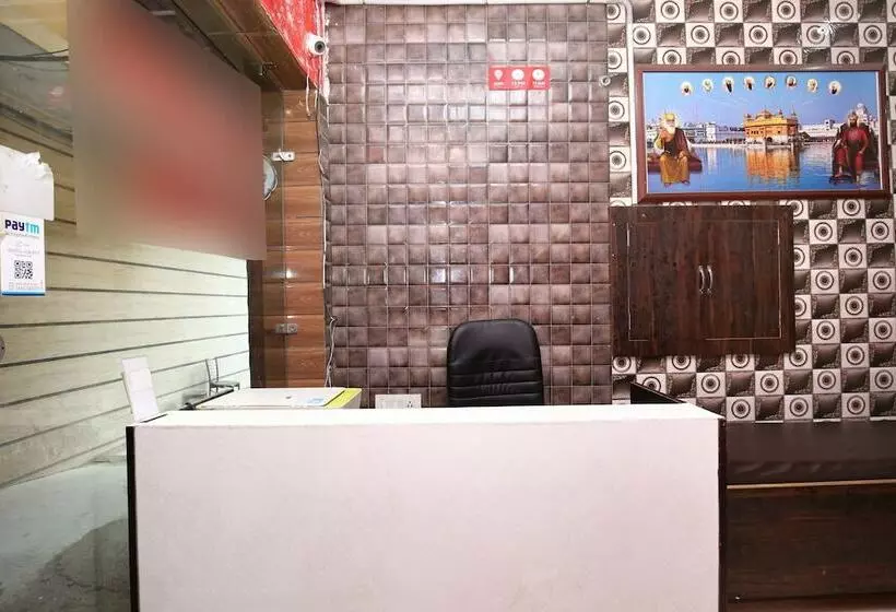 Oyo 19565 Hotel Galaxy