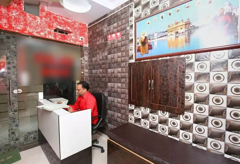 Oyo 19565 Hotel Galaxy