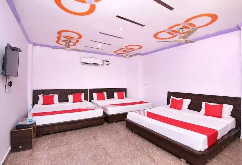 Oyo 19565 Hotel Galaxy