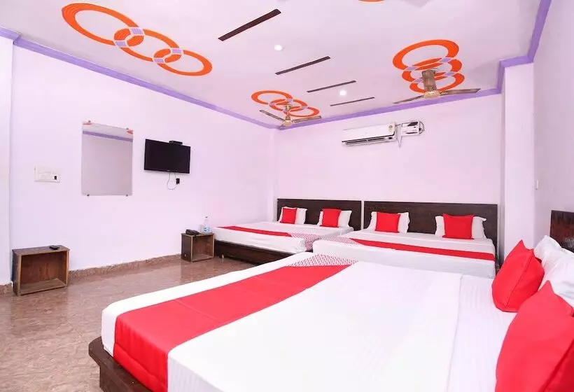 Oyo 19565 Hotel Galaxy