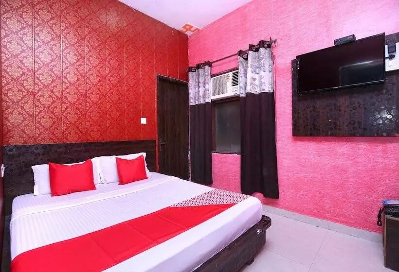 Oyo 19565 Hotel Galaxy