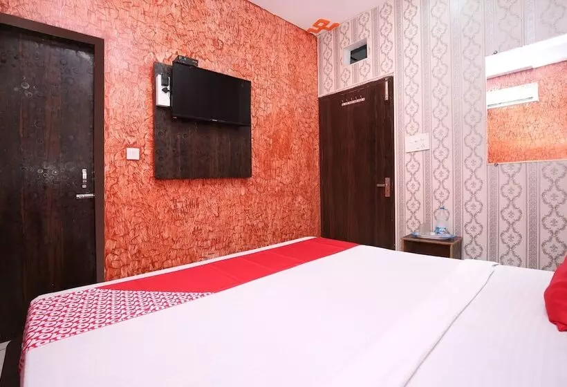 Oyo 19565 Hotel Galaxy