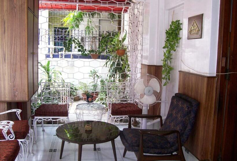 Pensão Blue Chip Guest House Kolkata
