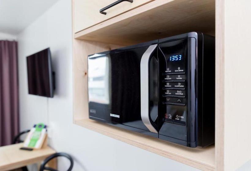 בית מלון כפרי Place To Sleep  Raisio