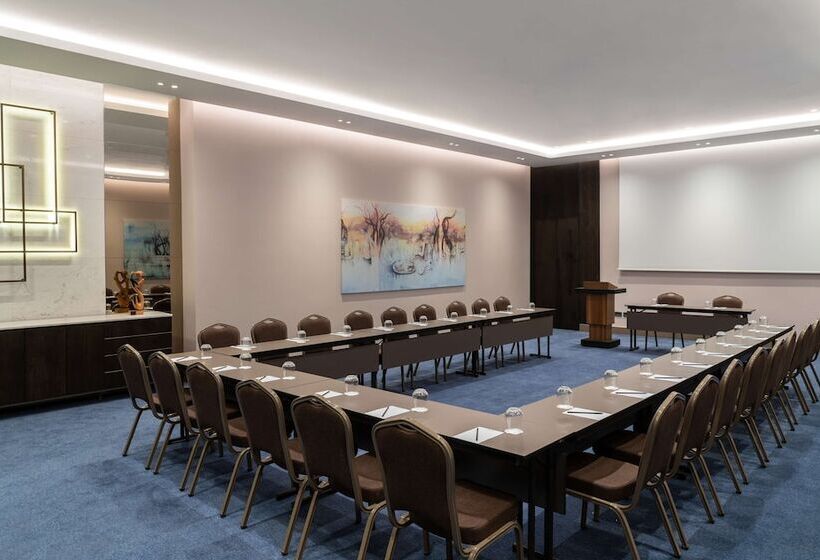 Radisson Blu Hotel & Conference Center, Niamey