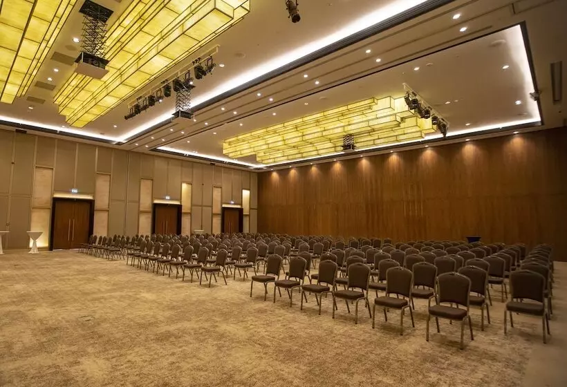 Radisson Blu Hotel & Conference Center, Niamey