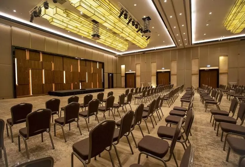 Radisson Blu Hotel & Conference Center, Niamey