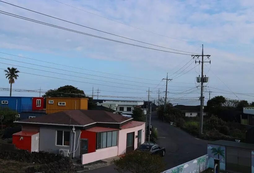 ユースホステル Blue Island Guesthouse