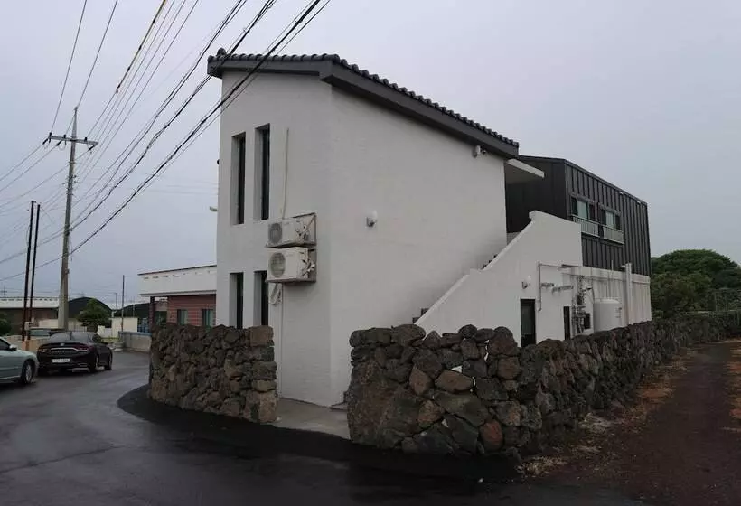 ユースホステル Blue Island Guesthouse