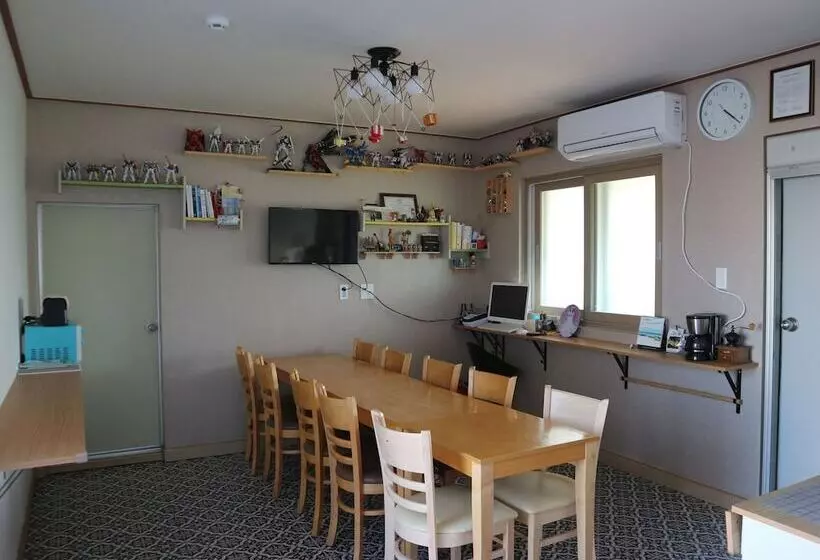 ユースホステル Blue Island Guesthouse