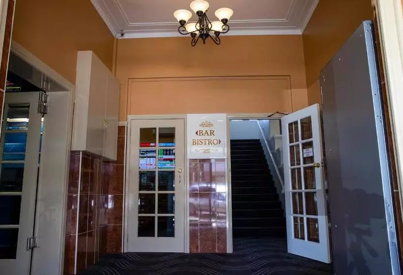Criterion Hotel Gundagai