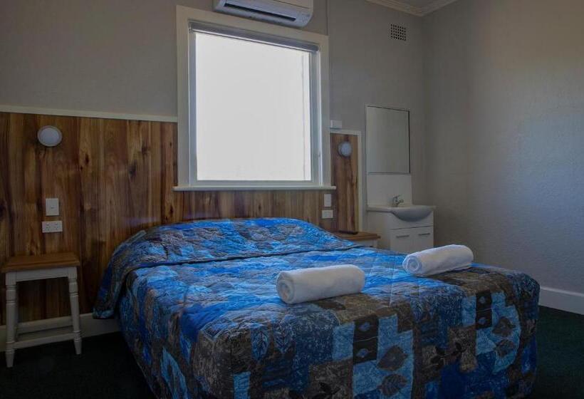 Criterion Hotel Gundagai