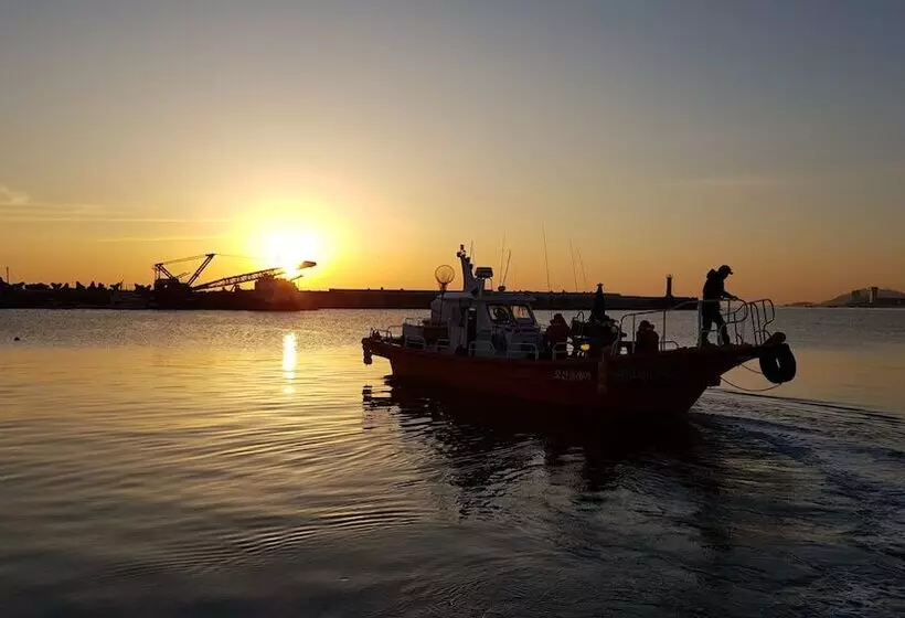 Gangneung Ocean Marina Pension   Hostel