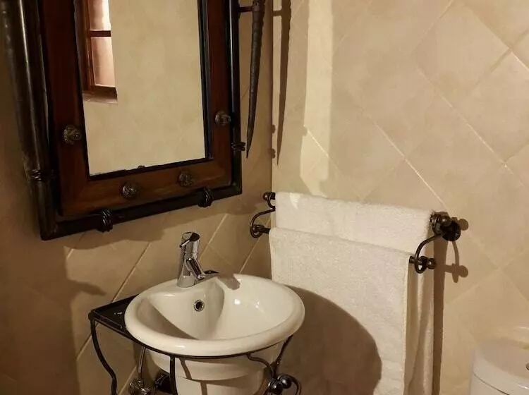 ホテル African Explorer Private Game Lodge