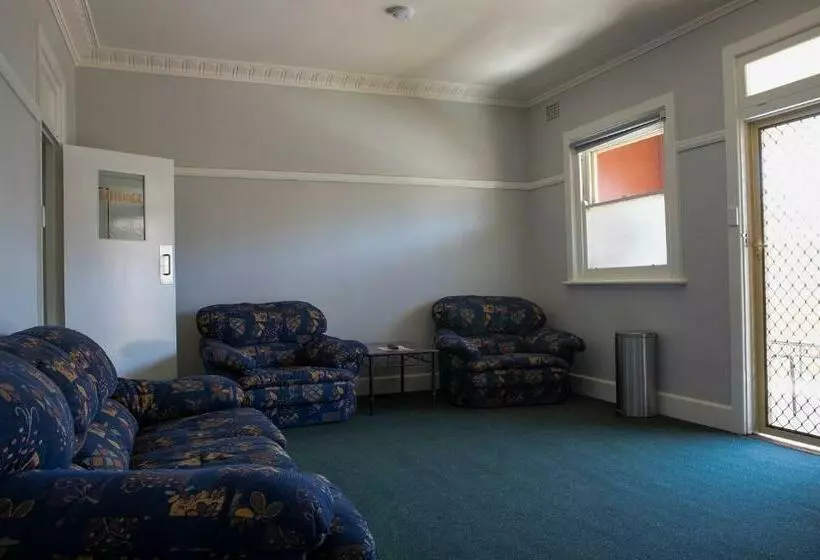 Criterion Hotel Gundagai