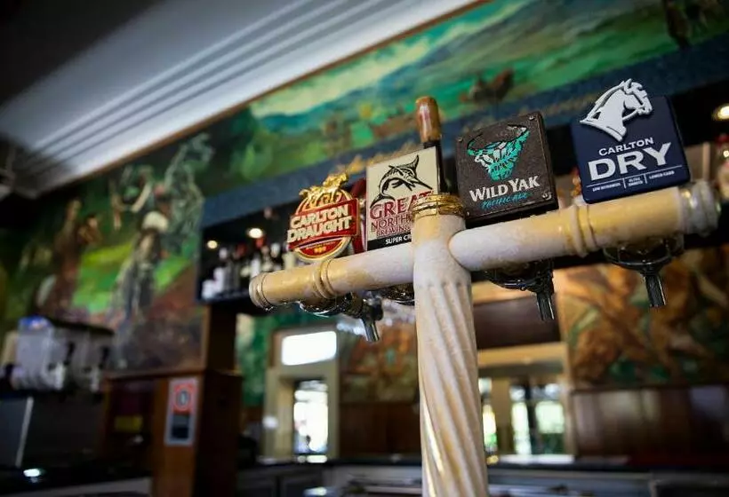 Criterion Hotel Gundagai