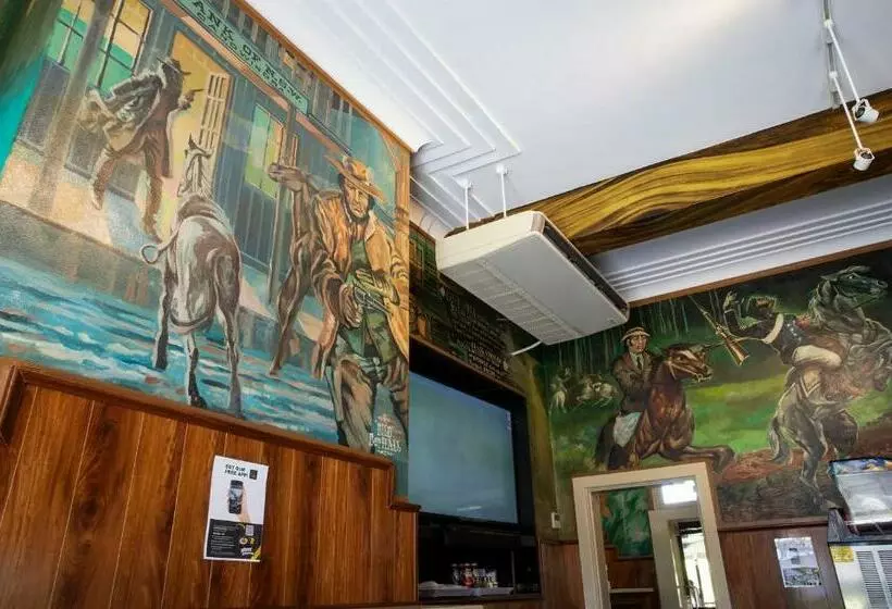 Criterion Hotel Gundagai