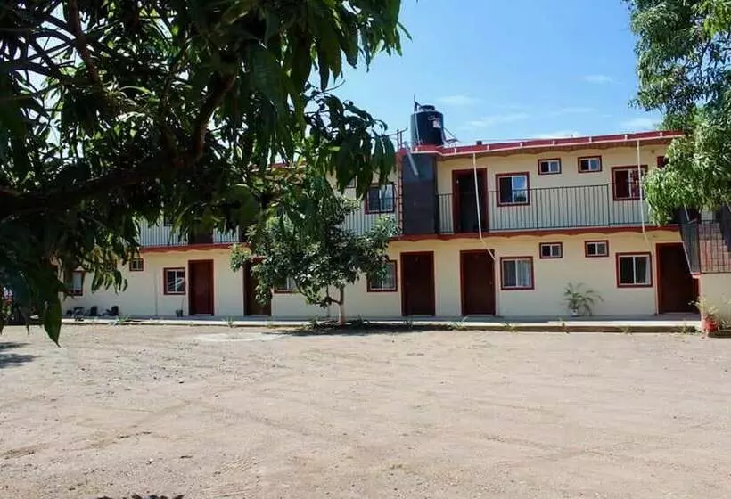 Hotelli Meson La Huerta