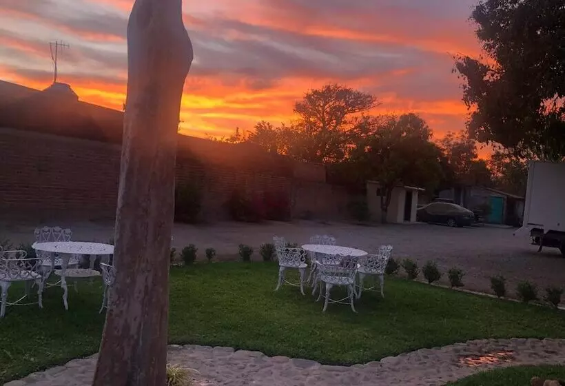 Hotelli Meson La Huerta