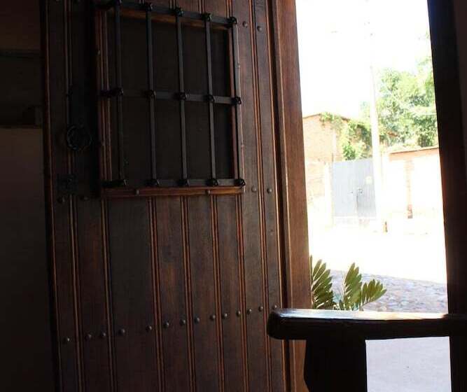 فندق Meson La Huerta