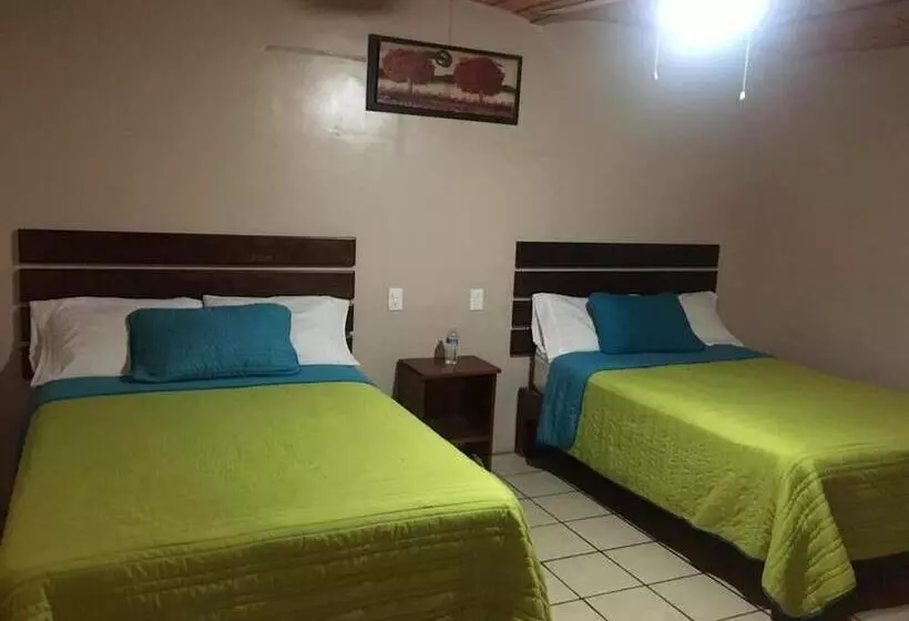 Hotelli Meson La Huerta