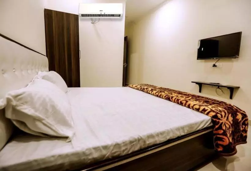 هتل T.t Residency