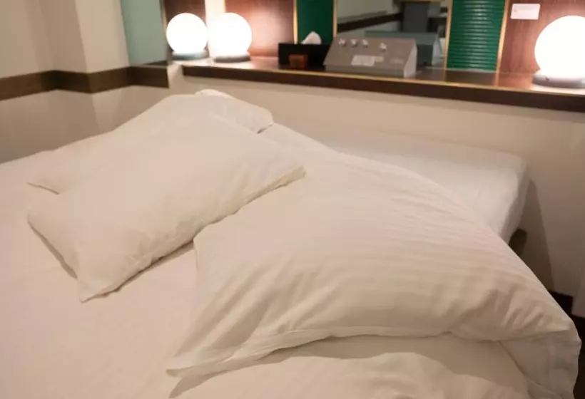 Hotelli U9q  Adults Only