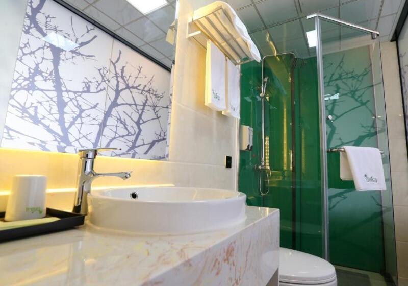 Otel Vatica Shanghai Jinshan District Jinshan International Trade City Weihong Road