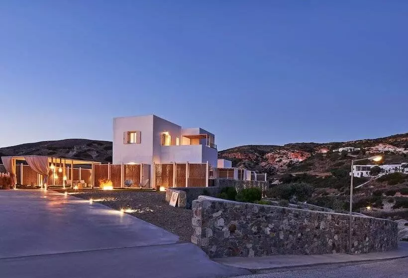 هتل Volcano Luxury Suites Milos  Adults Only