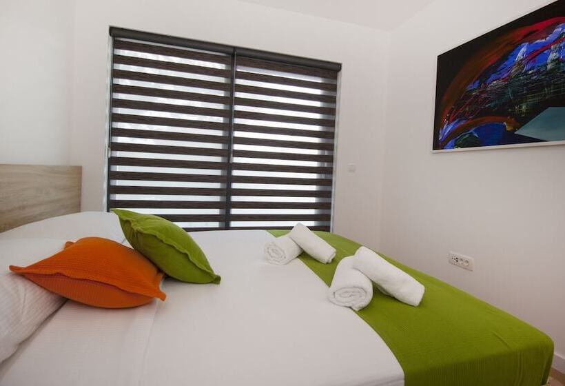 Makarska Touristik Apartments