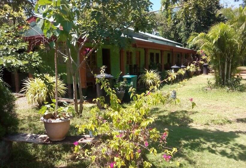 فندق صغير Sigiriya Village Home Stay