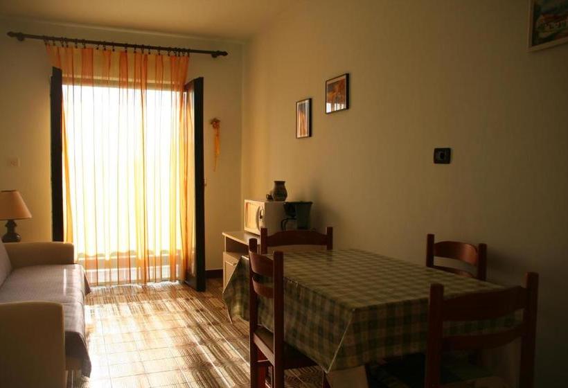 Apartments Villa Falcon