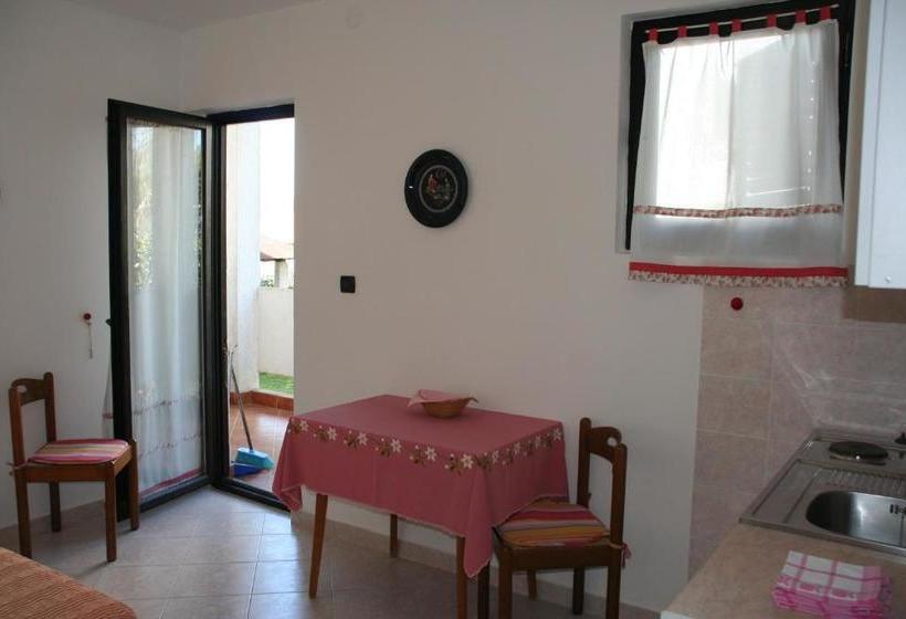 Apartments Villa Falcon