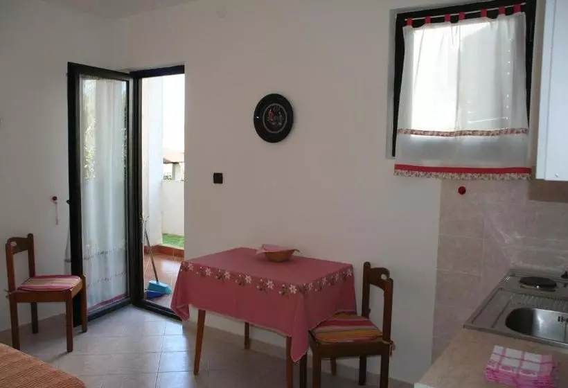 Apartments Villa Falcon