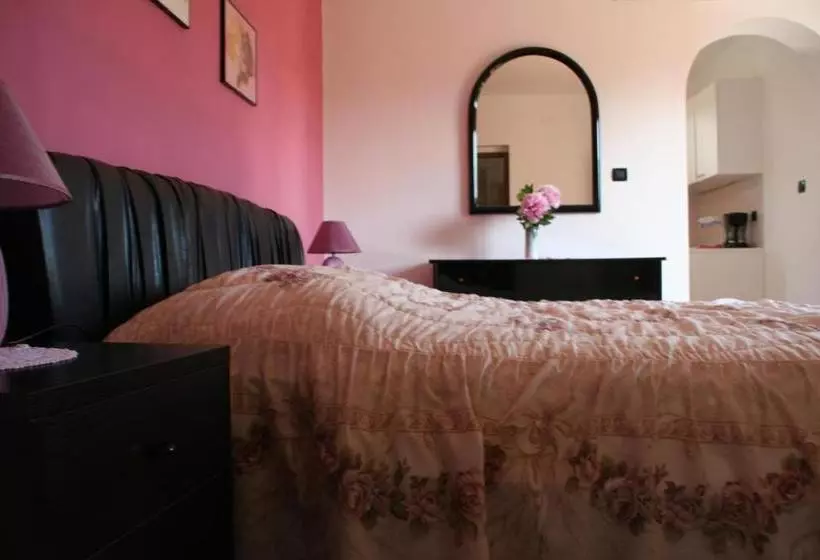 Apartments Villa Falcon