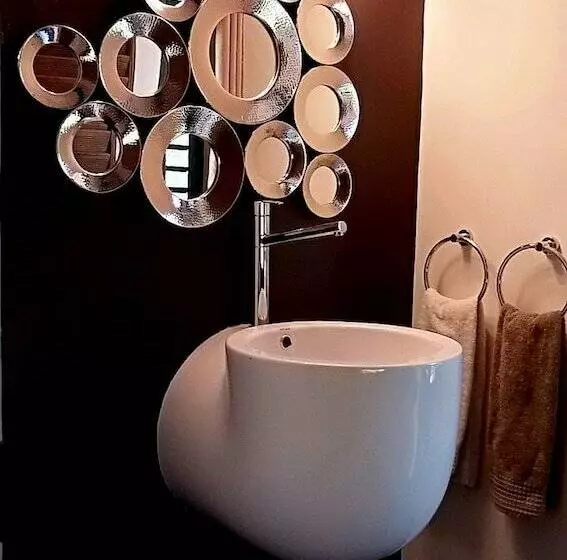 تختخواب و صبحانه La Bulle Verte