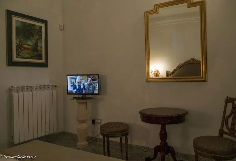 Aamiaismajoitus (B&B) Tenuta Il Grifo
